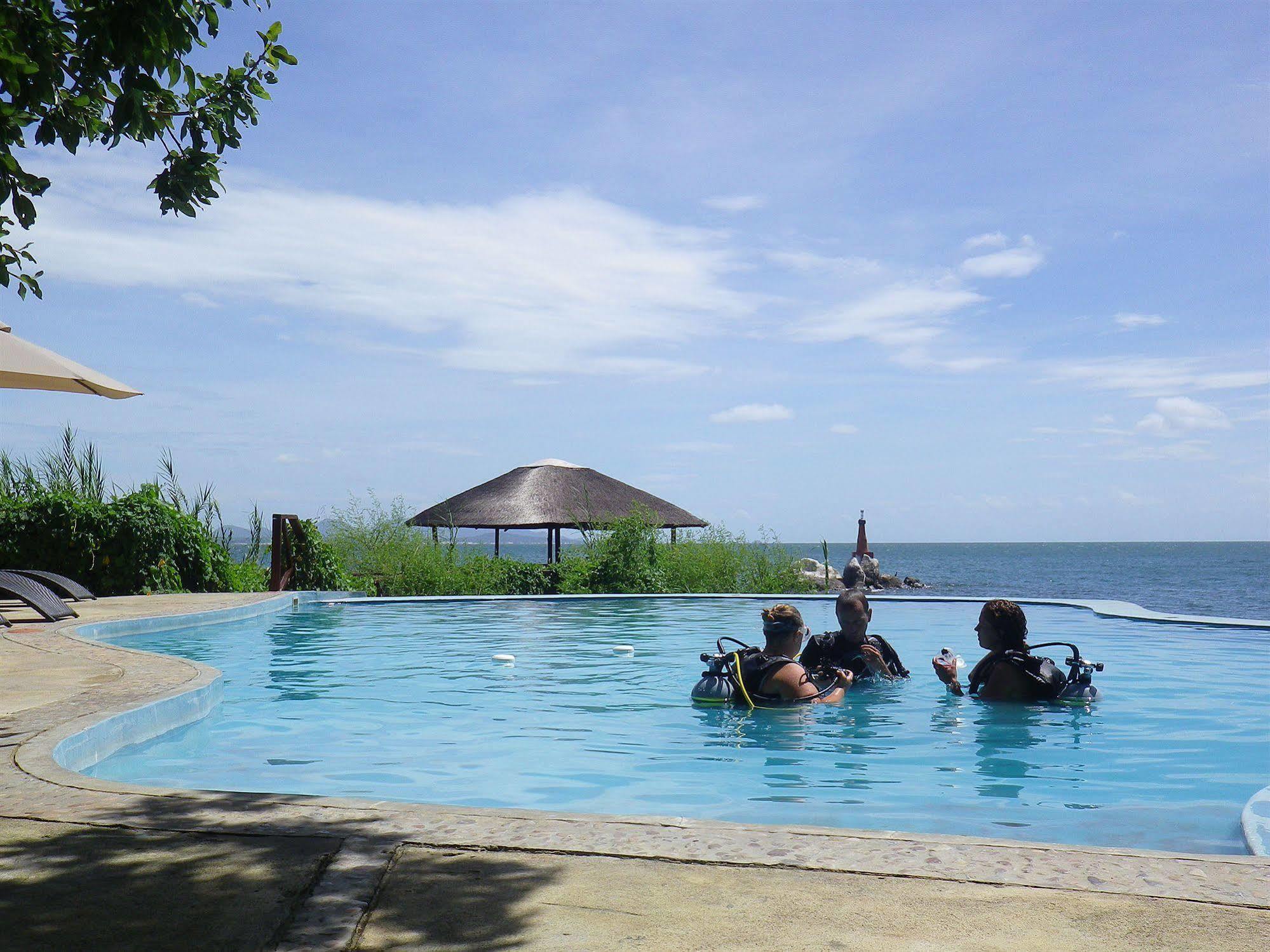 Senga Blue Zebra Island Lodge מראה חיצוני תמונה